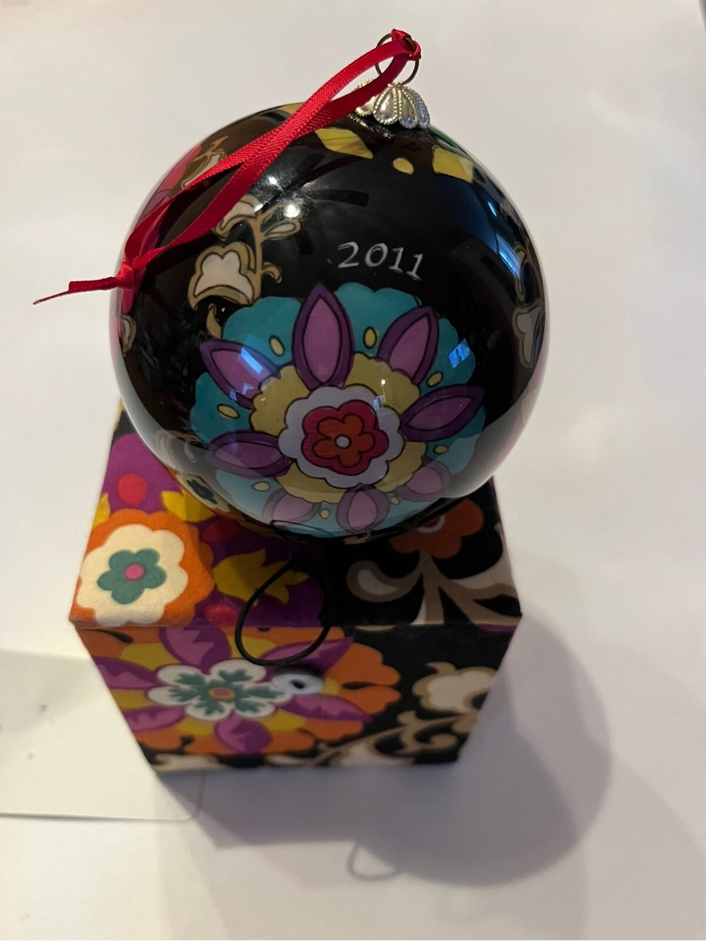 Vera Bradley 2011 Suzani Glass Ball Christmas Ornament